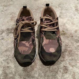 Steve Madden camp and leopard tennis shoes